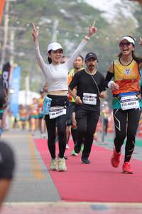 BIB: 40472, 40499, 707
                            <button type="button" onclick="openModal(8095086)" class="btn btn-primary btn-sm float-right btn-popup" data-toggle="modal" data-target=".modal-high-quality">
                        <i class="fas fa-shopping-cart"></i> Add to Cart
                    </button>
                                            <button type="button" onclick="isThisMe(8095086, true)" class="btn btn-success btn-sm float-right btn-popup btn-isme hidden" data-toggle="tooltip" data-placement="bottom" title="นี่คือรูปของคุณใช่ไหม คลิกที่นี่เพื่อเอาเข้าอัลบั้ม">
                        <i class="fas fa-plus"></i> Add to album
                    </button>
                    <button type="button" onclick="isThisMe(8095086, false)" class="btn btn-warning btn-sm float-right btn-popup btn-isnotme hidden">
                        <i class="fas fa-ban"></i> Remove from album
                    </button>
